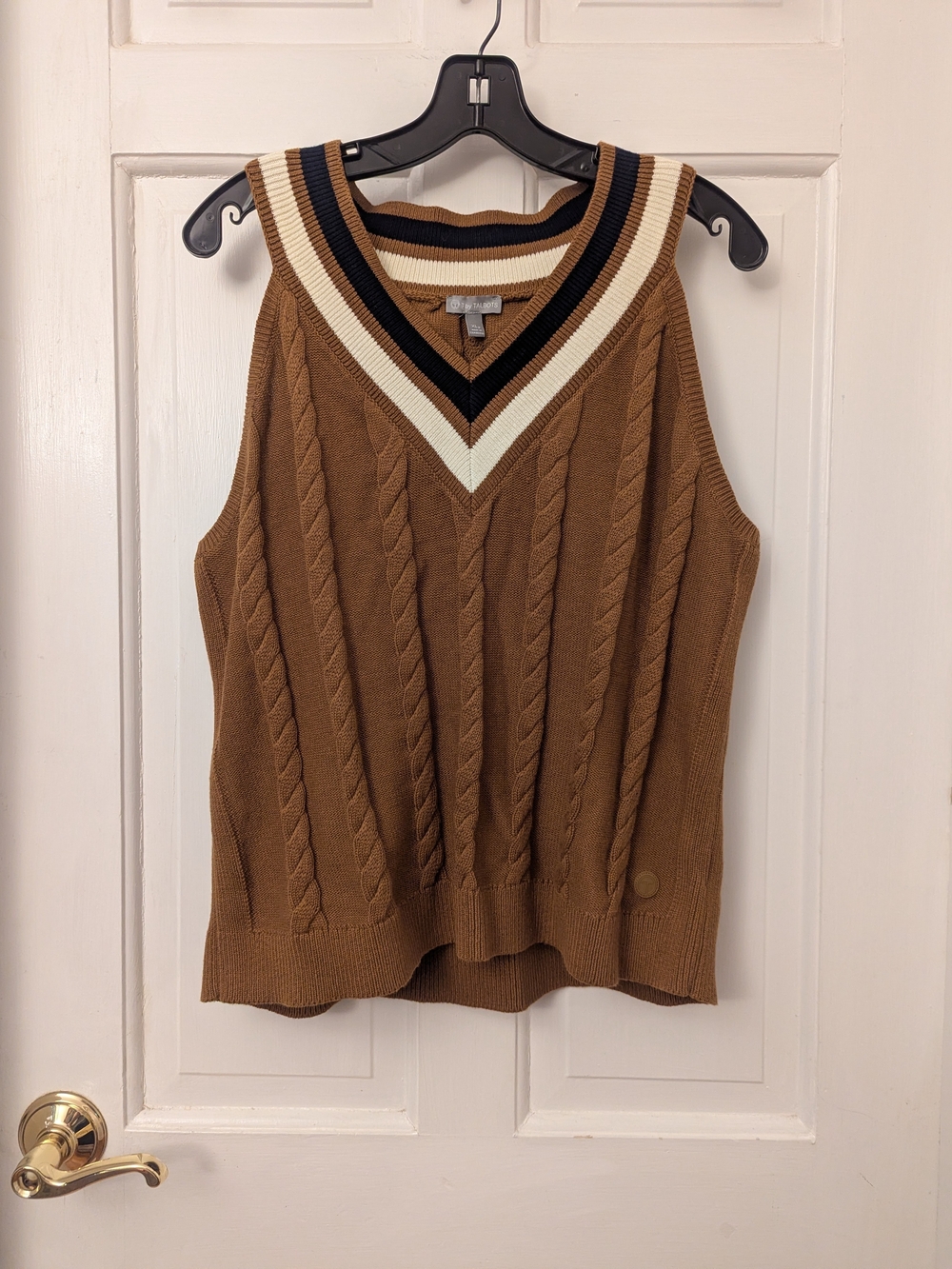 Talbots Brown Cable Knit Sleeveless V-Neck Vest with Cream and Black Trim